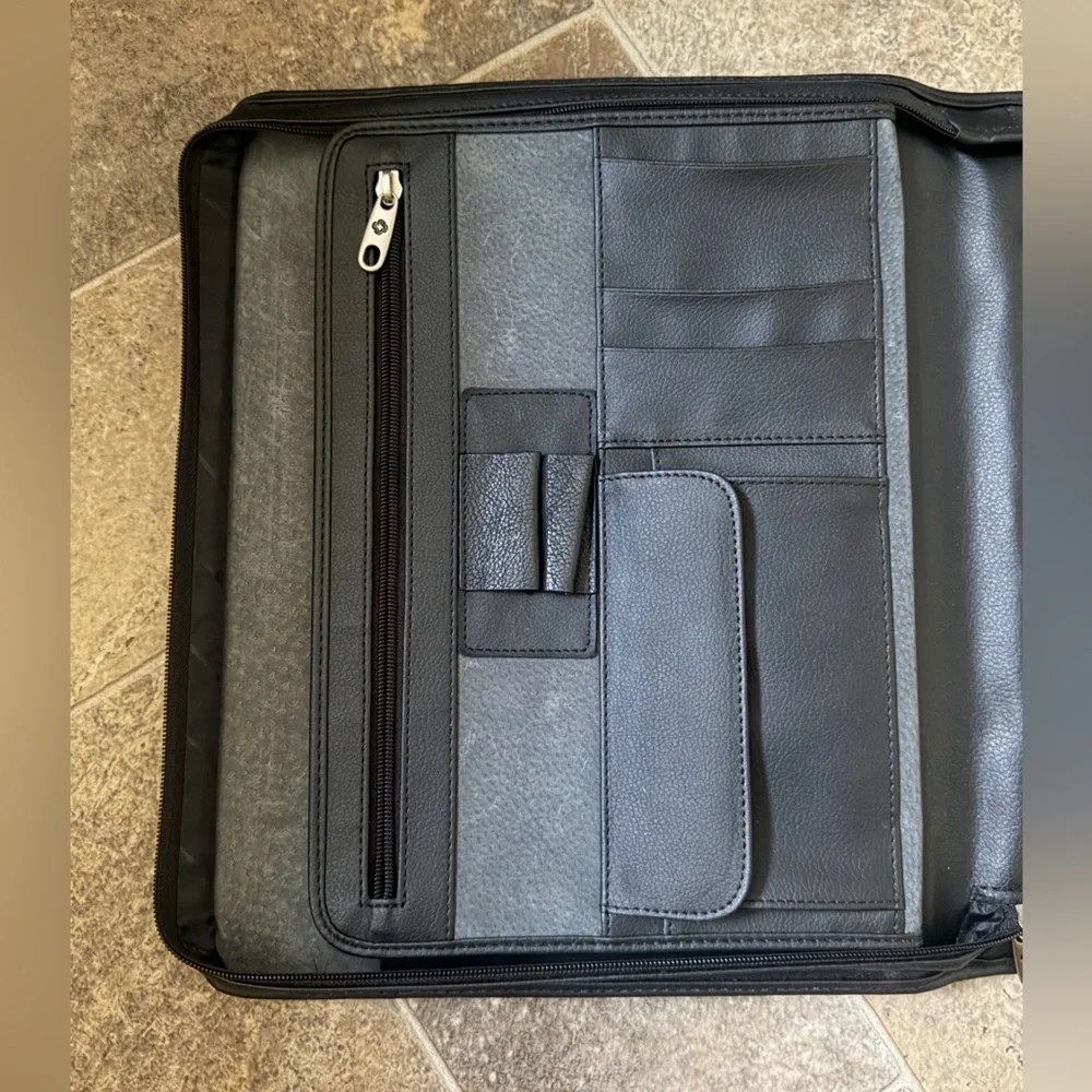 Samsonite Genuine Leather Portfolio Briefcase Binder iPad/laptop File Organizer